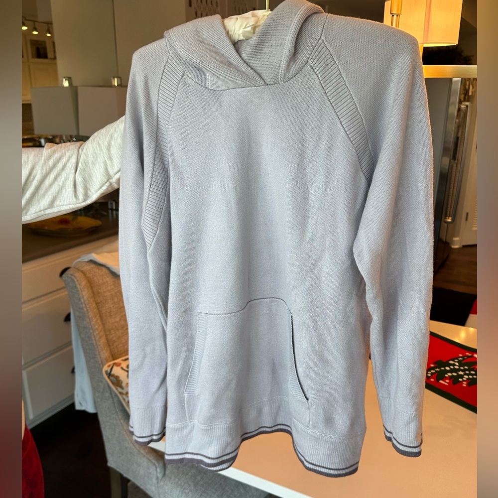 Light Gray Women's Hooded Knit Pullover